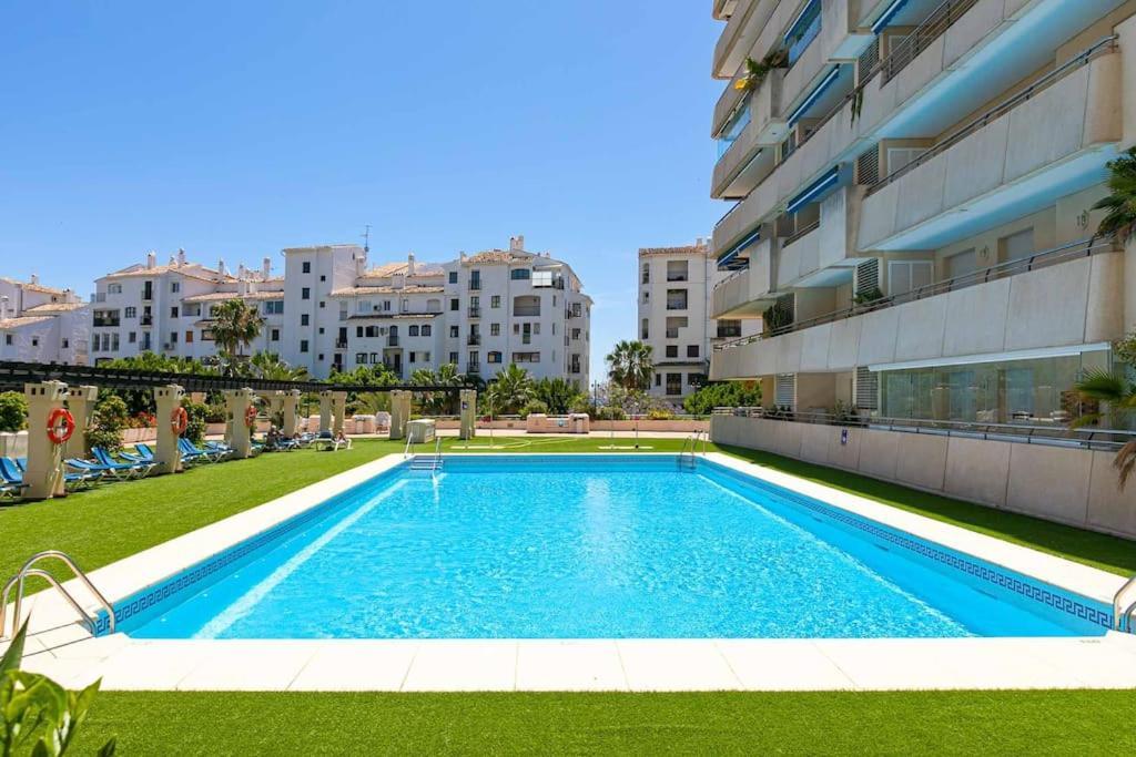 Appartement Spacious And Luxurious In Puerto Banus